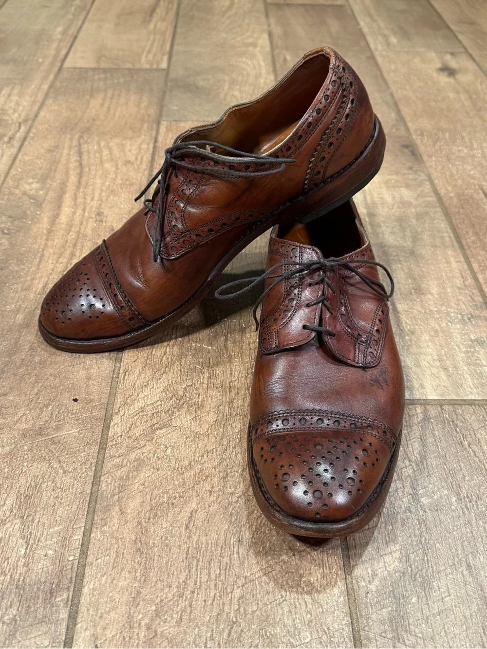 Allen Edmonds Rogue Brogue Oxford Men Size 9.5 D Brown Leather Wingtip Low Shoes